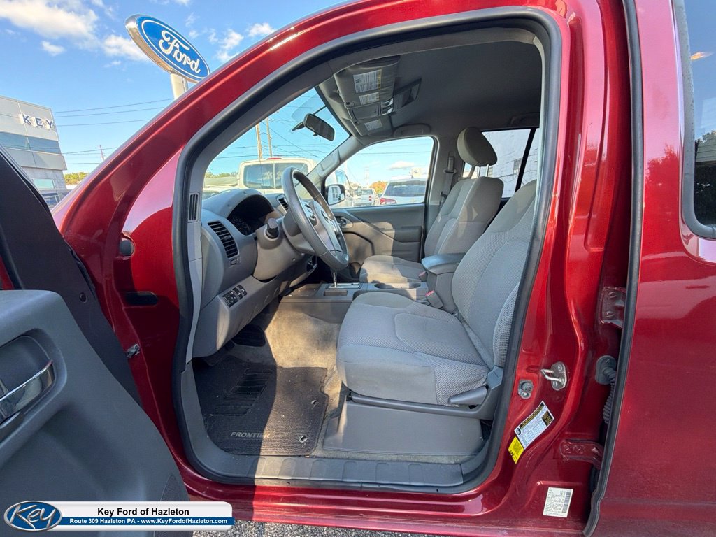 Used 2018 Nissan Frontier SV AWD/4WD image 14