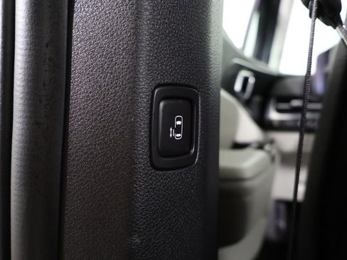 Used 2024 Kia Carnival SX Prestige FWD image 57