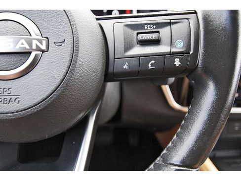 Used 2023 Nissan Rogue Platinum w/ Platinum Premium Package image 15