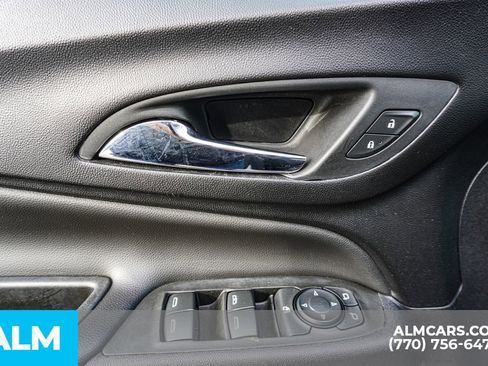 Used 2024 Chevrolet Equinox LT image 52