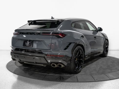 Used 2024 Lamborghini Urus Performante AWD/4WD image 8