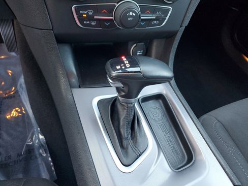Used 2023 Dodge Charger SXT image 24