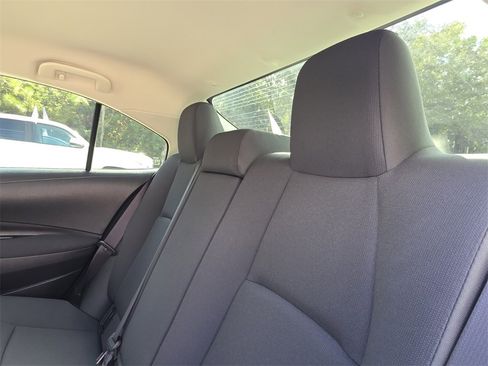Used 2025 Toyota Corolla LE image 20