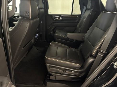 Used 2022 Chevrolet Tahoe Premier AWD/4WD image 30