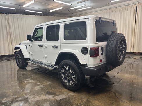 New 2025 Jeep Wrangler Sahara image 10