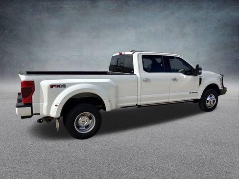 Used 2020 Ford F350 Platinum w/ FX4 Off-Road Package image 5
