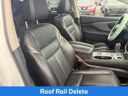 Used 2023 Nissan Murano SL w/ SL Moonroof Package FWD image 14