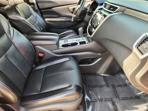 Used 2018 Nissan Murano SL w/ Moonroof Package image 3