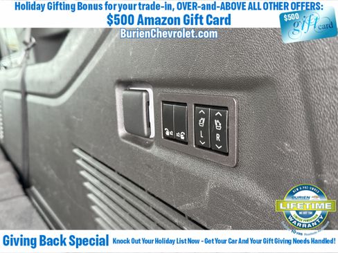 Used 2023 Chevrolet Suburban Premier image 33