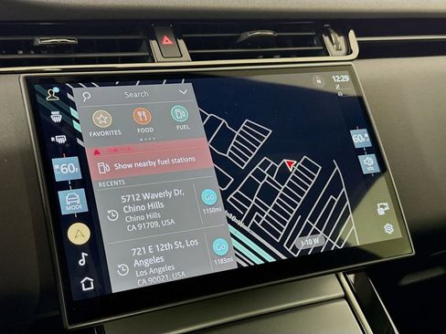 Used 2024 Land Rover Range Rover Evoque S image 13