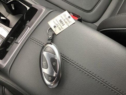 New 2025 Hyundai Santa Cruz Limited image 13