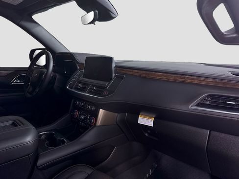 Used 2023 Chevrolet Tahoe High Country image 33