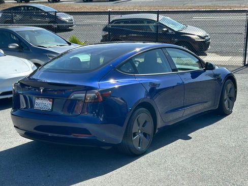 Used 2023 Tesla Model 3 Standard Range RWD image 5