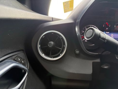 Used 2019 Chevrolet Camaro LT RWD image 12