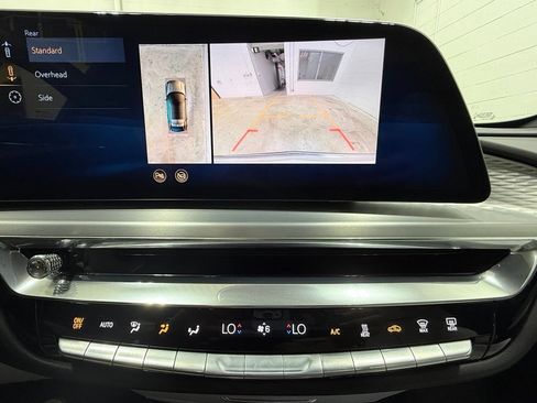 Used 2024 Cadillac Lyriq Luxury RWD image 30