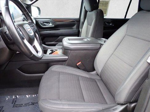 Used 2023 GMC Yukon SLE AWD/4WD image 13