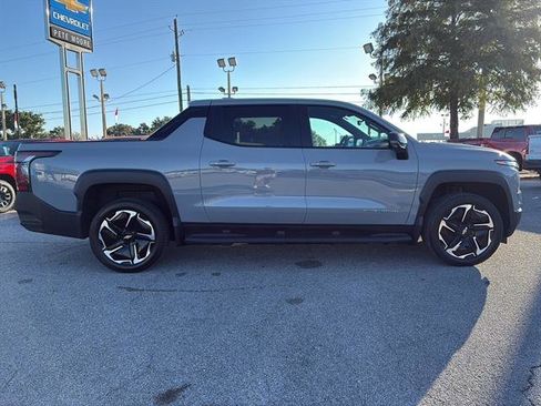 New 2026 Chevrolet Silverado EV LT w/ Premium Package image 8