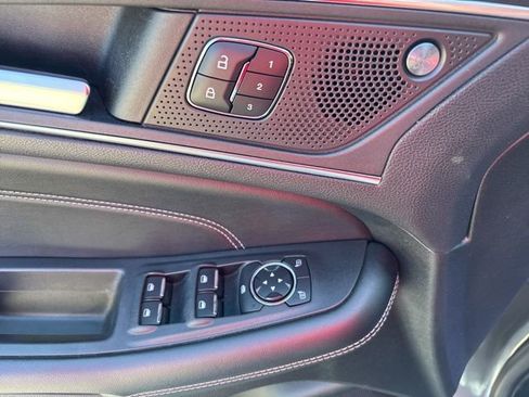 Used 2022 Ford Edge Titanium image 16