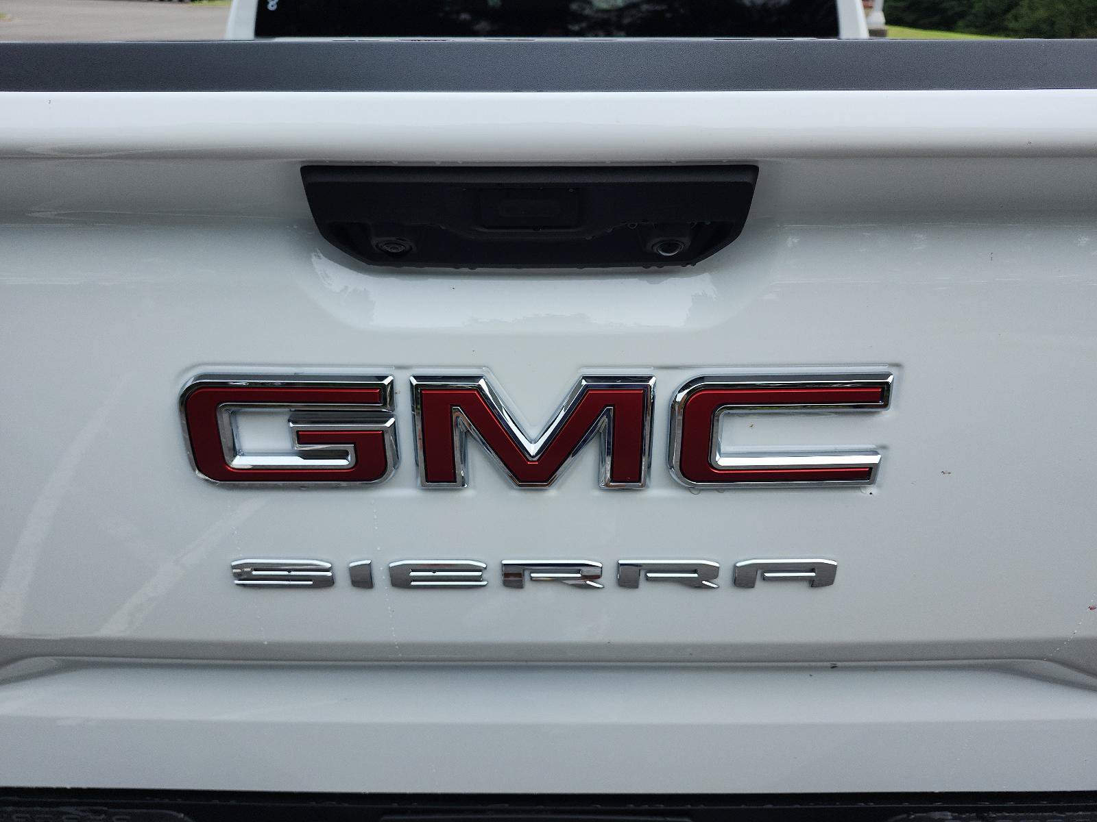 New 2026 GMC Sierra 1500 SLE AWD/4WD image 5