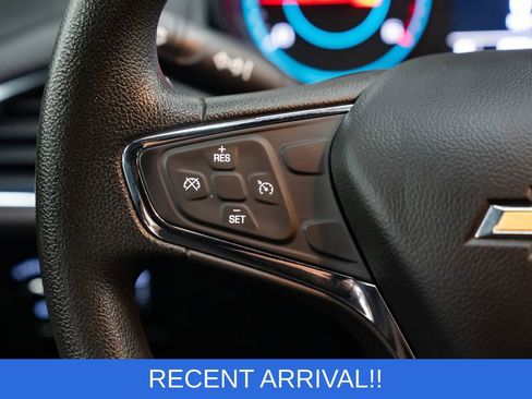 Used 2018 Chevrolet Cruze LT image 16