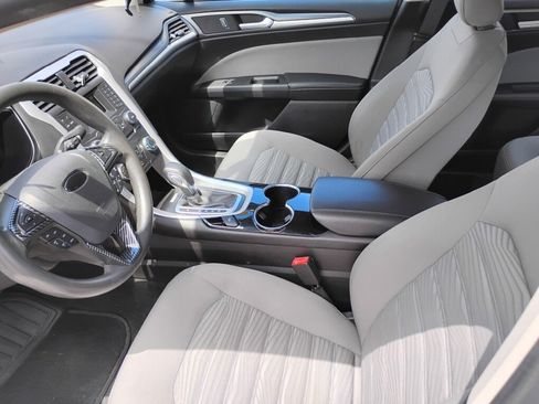 Used 2016 Ford Fusion S FWD image 9