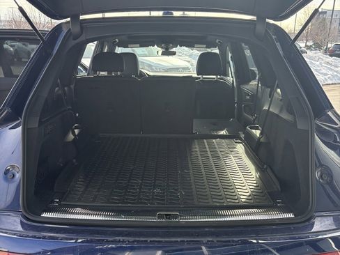 Used 2023 Audi Q7 3.0T Prestige image 15