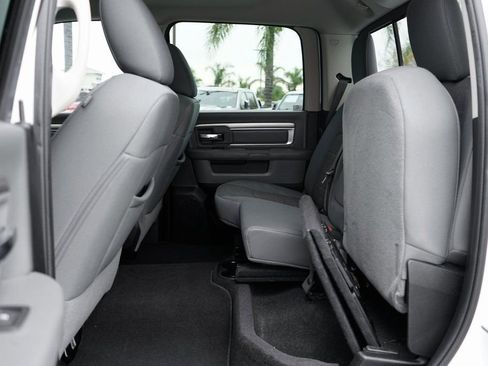 Used 2018 RAM 2500 Big Horn image 34