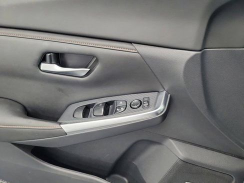 Certified 2023 Nissan Sentra SR w/ SR Premium Package FWD image 24