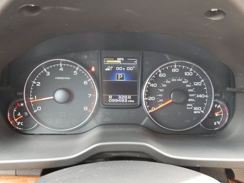 Used 2014 Subaru Outback 3.6R Limited AWD/4WD image 26