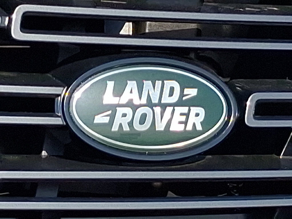 New 2026 Land Rover Range Rover Long Wheelbase SE AWD/4WD image 18