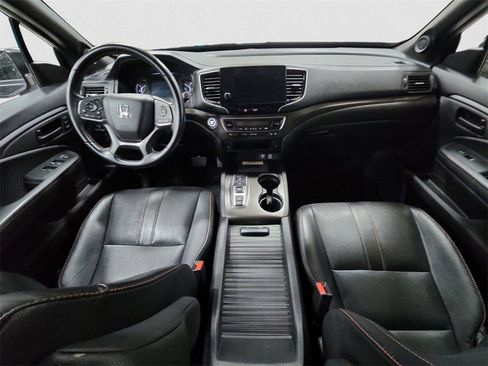 Used 2022 Honda Passport TrailSport image 10
