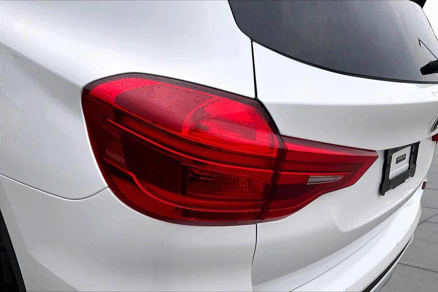 Used 2018 BMW X3 xDrive30i AWD/4WD image 27