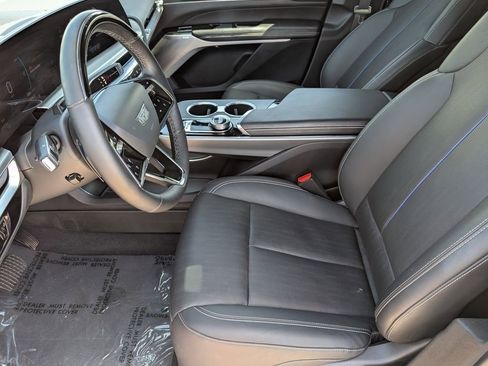 Certified 2024 Cadillac Lyriq Sport AWD/4WD image 12
