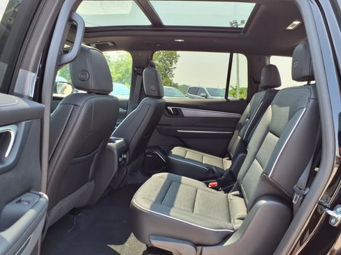 New 2026 Buick Enclave Sport Touring w/ Power Package image 23