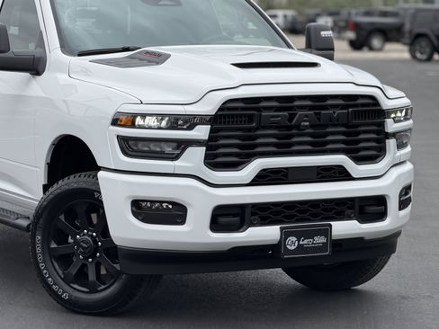 New 2026 RAM 2500 Tradesman AWD/4WD image 5