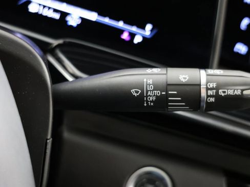 Used 2024 Cadillac Escalade Sport w/ LPO, ONYX Package image 30