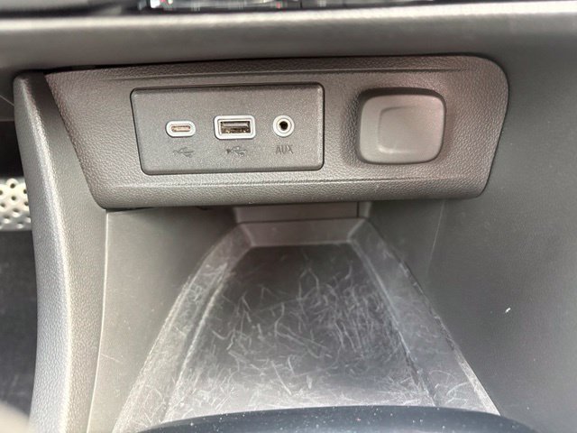 Certified 2023 Buick Encore GX Select w/ Sport Touring Package AWD/4WD image 24