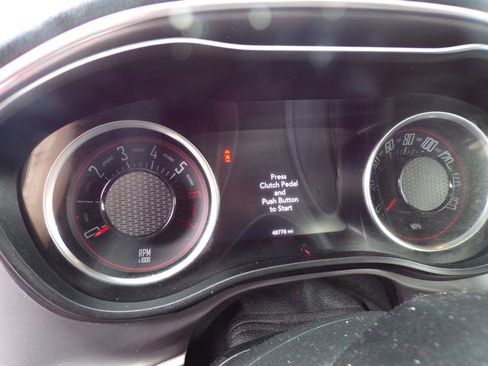 Used 2019 Dodge Challenger R/T w/ Cold Weather Group image 10