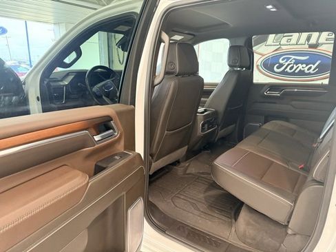 Used 2024 GMC Sierra 3500 Denali w/ Technology Package image 19