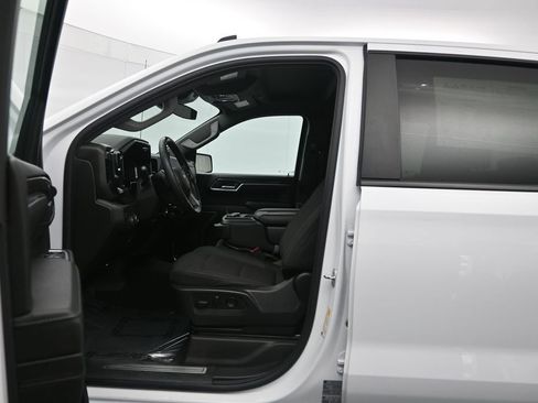 Certified 2025 Chevrolet Silverado 1500 LT AWD/4WD image 21