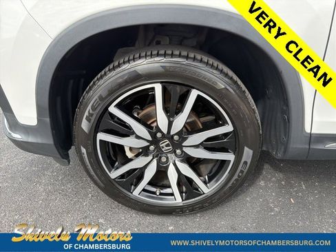 Used 2022 Honda Pilot Touring image 9