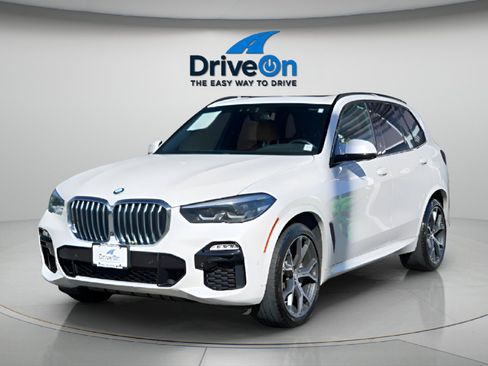 Used 2021 BMW X5 xDrive40i w/ M Sport Package AWD/4WD image 2