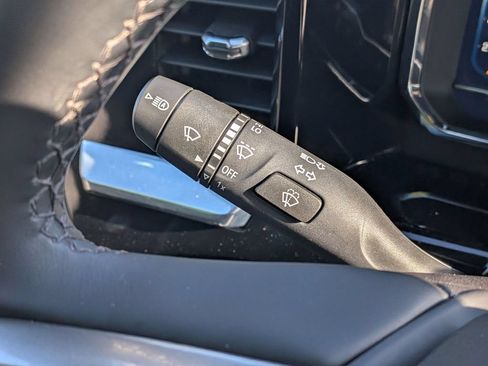 Used 2025 Chevrolet Silverado 1500 LT AWD/4WD image 22