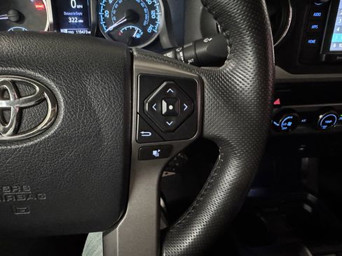 Used 2016 Toyota Tacoma SR5 image 24