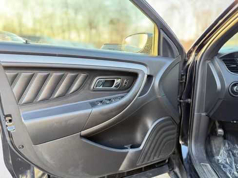 Used 2016 Ford Taurus SEL w/ Equipment Group 201A image 28