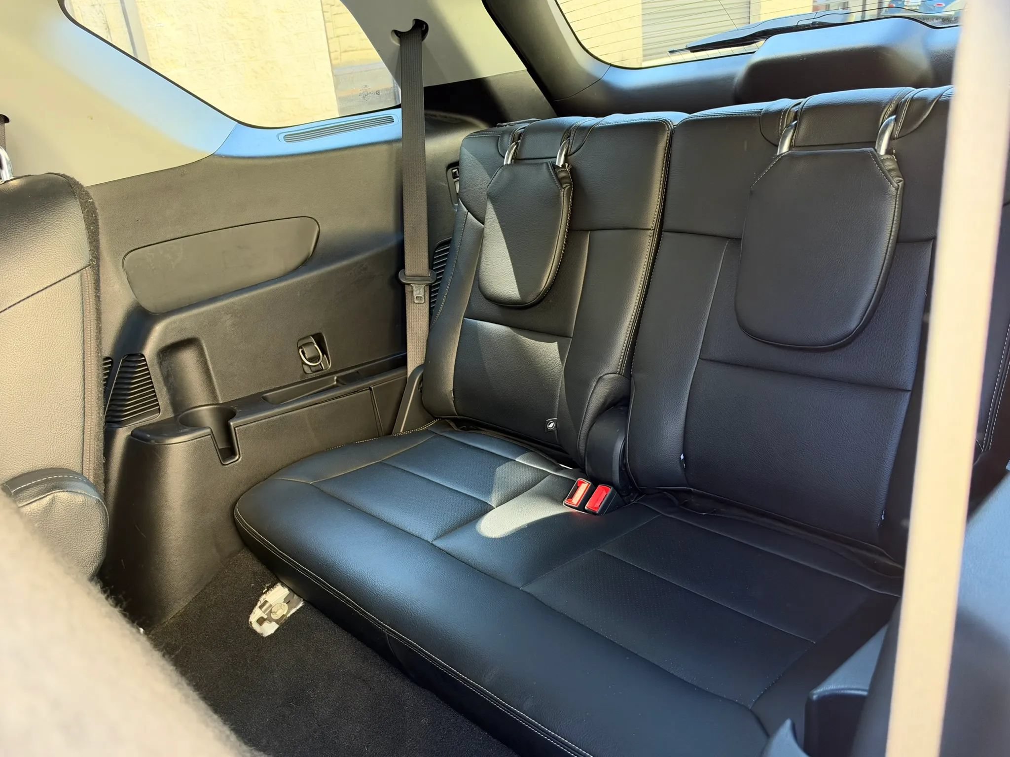 Used 2020 Ford Explorer XLT RWD image 32