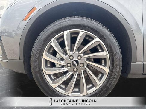 Certified 2023 Lincoln Corsair Reserve w/ Equipment Group 201A AWD/4WD image 34