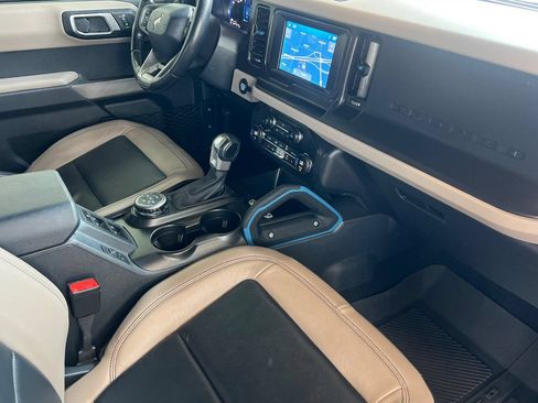 Used 2021 Ford Bronco Wildtrak AWD/4WD image 13