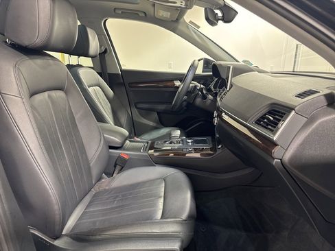 Used 2019 Audi Q5 2.0T Premium Plus w/ Premium Plus Package image 28