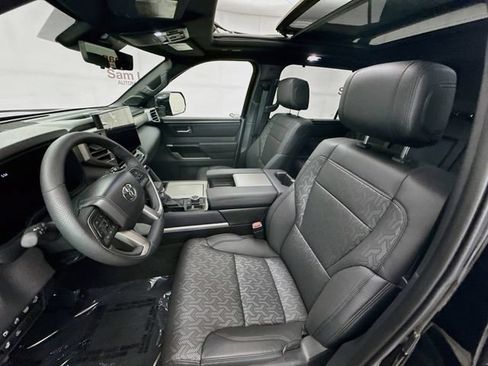 Used 2025 Toyota Sequoia Limited w/ Tow Technology Package AWD/4WD image 21